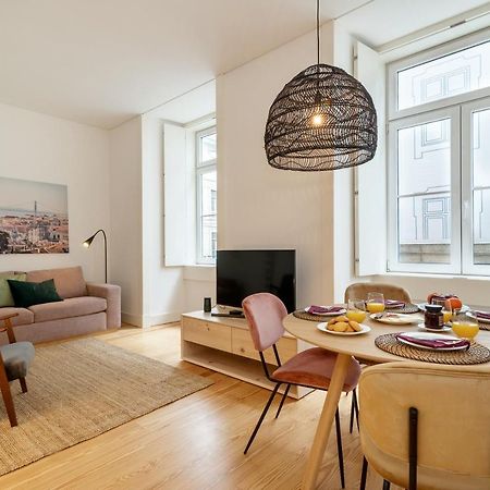 Modern 1Bdr In Downtown Lisbon By Lovelystay Экстерьер фото