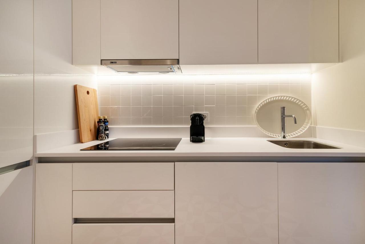 Modern 1Bdr In Downtown Lisbon By Lovelystay Экстерьер фото