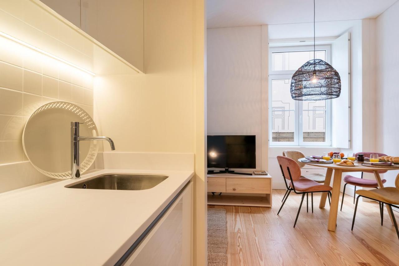Modern 1Bdr In Downtown Lisbon By Lovelystay Экстерьер фото