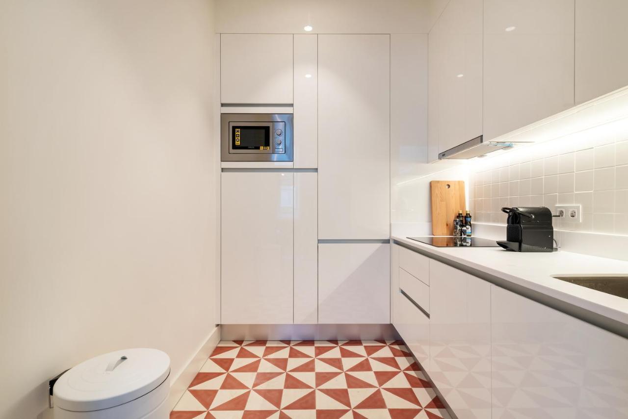 Modern 1Bdr In Downtown Lisbon By Lovelystay Экстерьер фото